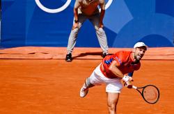 开云体育app-德国网球队逆转美国网球队，德约科维奇三分雨点燃全场