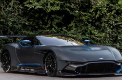 开云体育在线-年度焦点之战，当舞台亮起，炼金术士凯塞多将压力熔铸成王冠