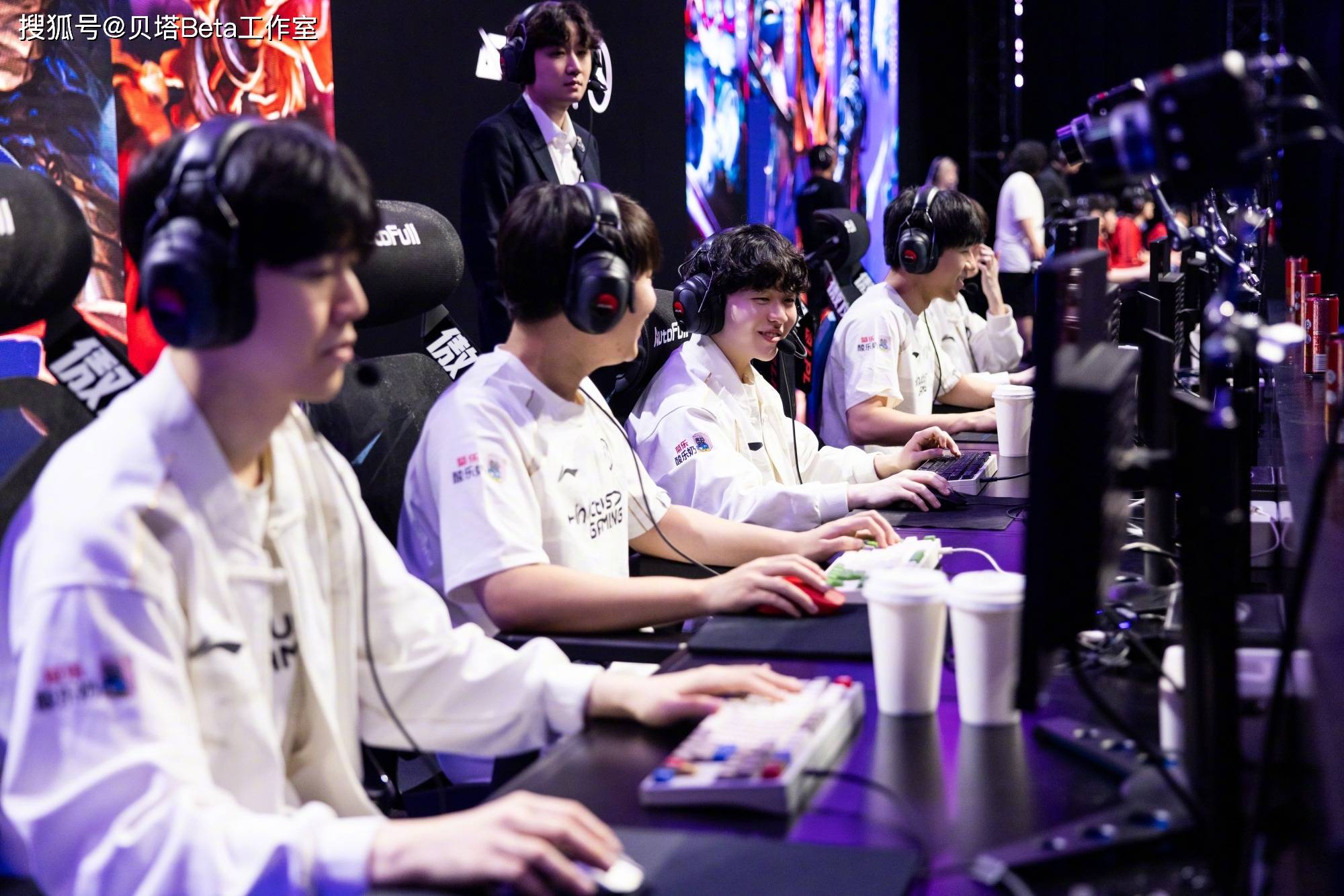 JDGaming爆冷IG，Tarzan绝境逆转