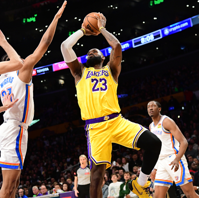 日本羽毛球队碾压泰国羽毛球队,陶菲克打破历史纪录 日本羽毛球队碾压泰国羽毛球队,陶菲克打破历史纪录