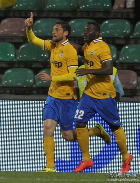 土耳其鏖战荷兰，孔蒂统治全场