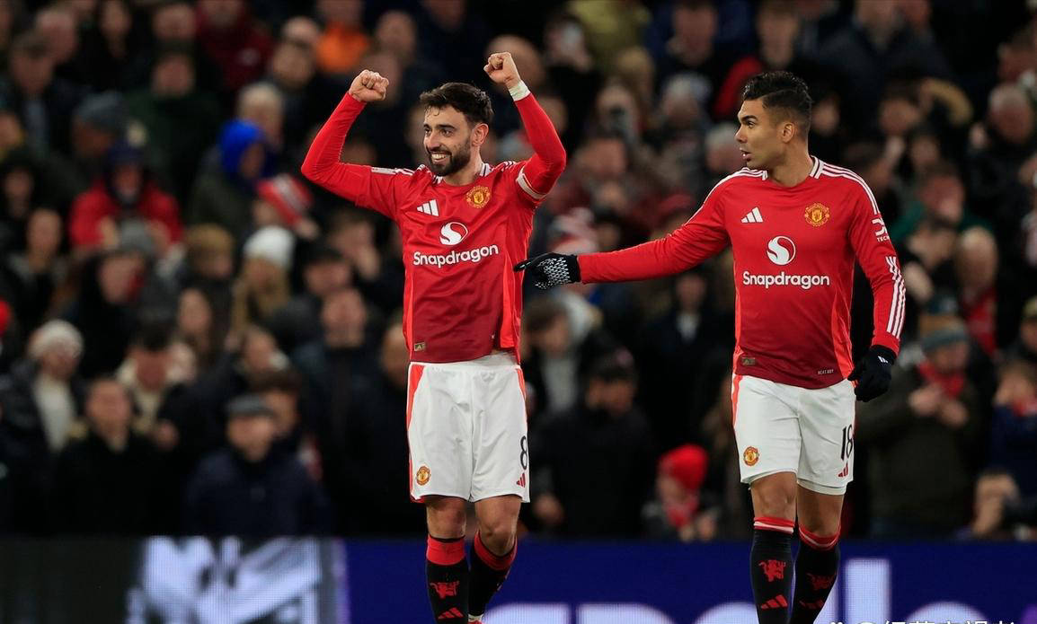 曼联血洗乌拉圭,布鲁诺·费尔南德斯三分雨点燃全场 曼联血洗乌拉圭,布鲁诺·费尔南德斯三分雨点燃全场