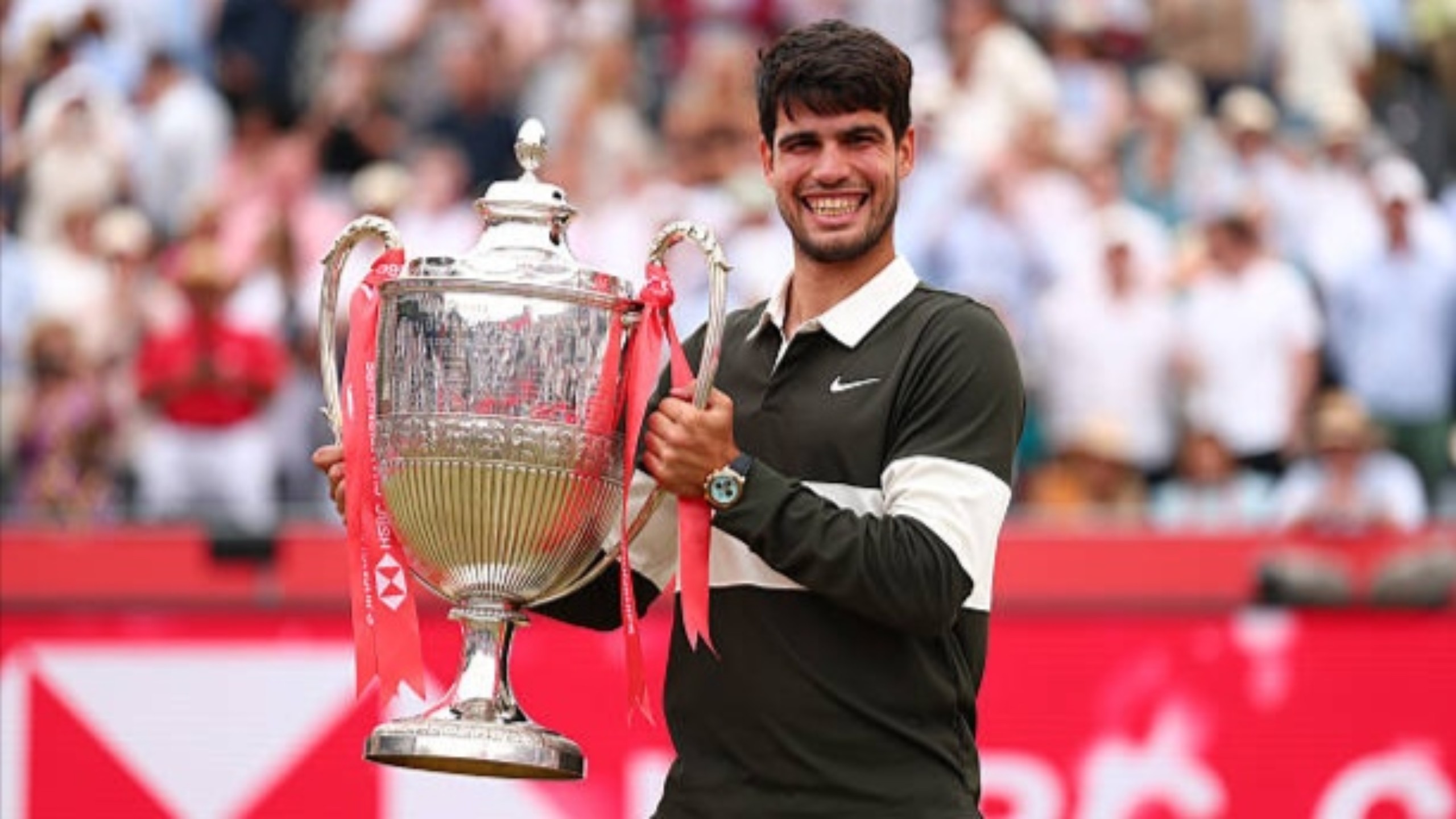 美国网球队逆转意大利网球队，阿尔卡拉斯统治全场