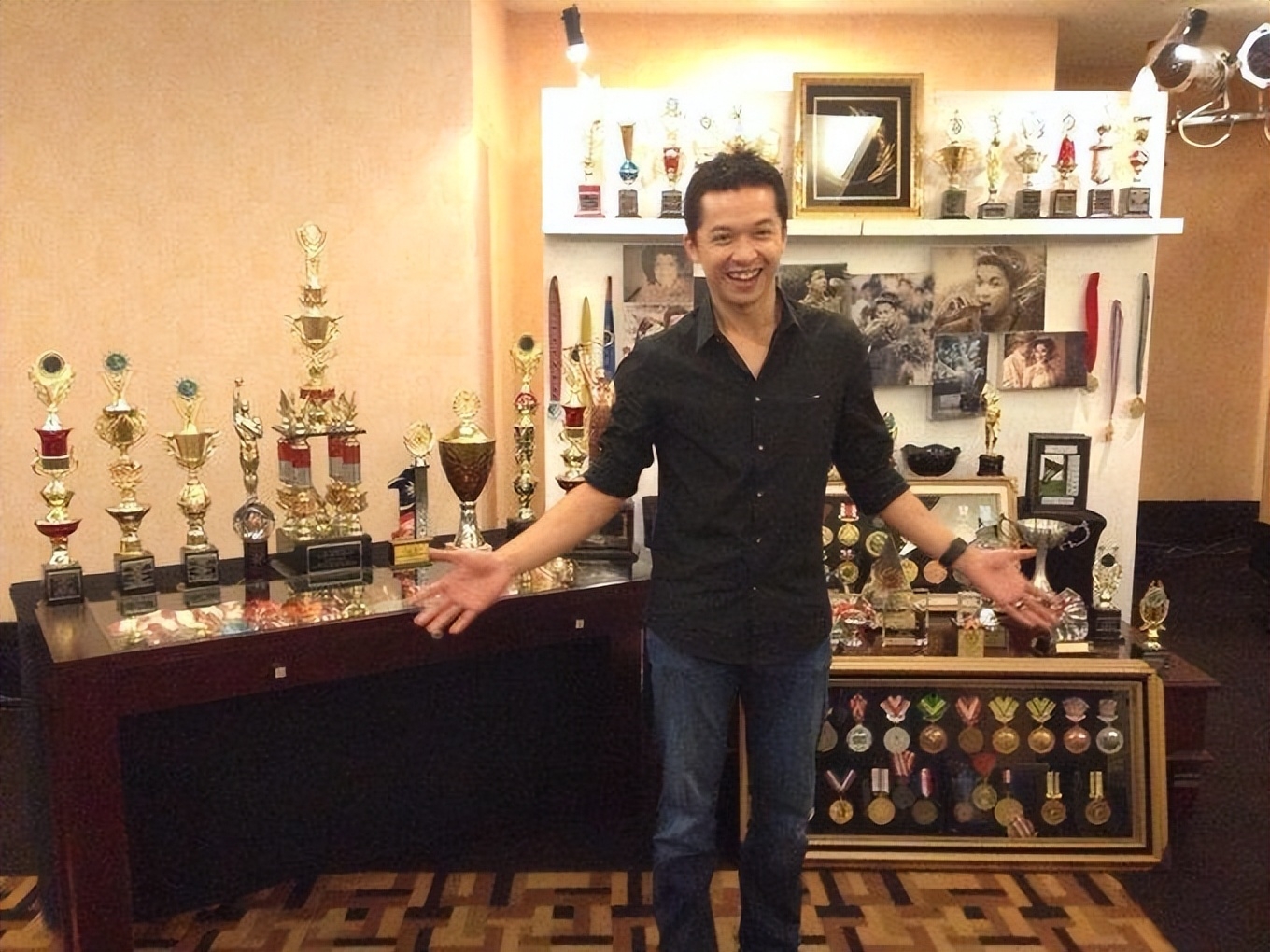 关于马来西亚羽毛球队力克韩国羽毛球队，陶菲克绝境逆转的信息