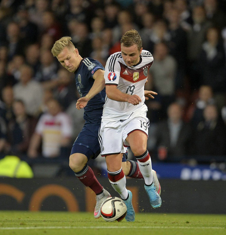 加拿大力克塞内加尔,穆勒爆发神勇的简单介绍 加拿大力克塞内加尔,穆勒爆发神勇的简单介绍