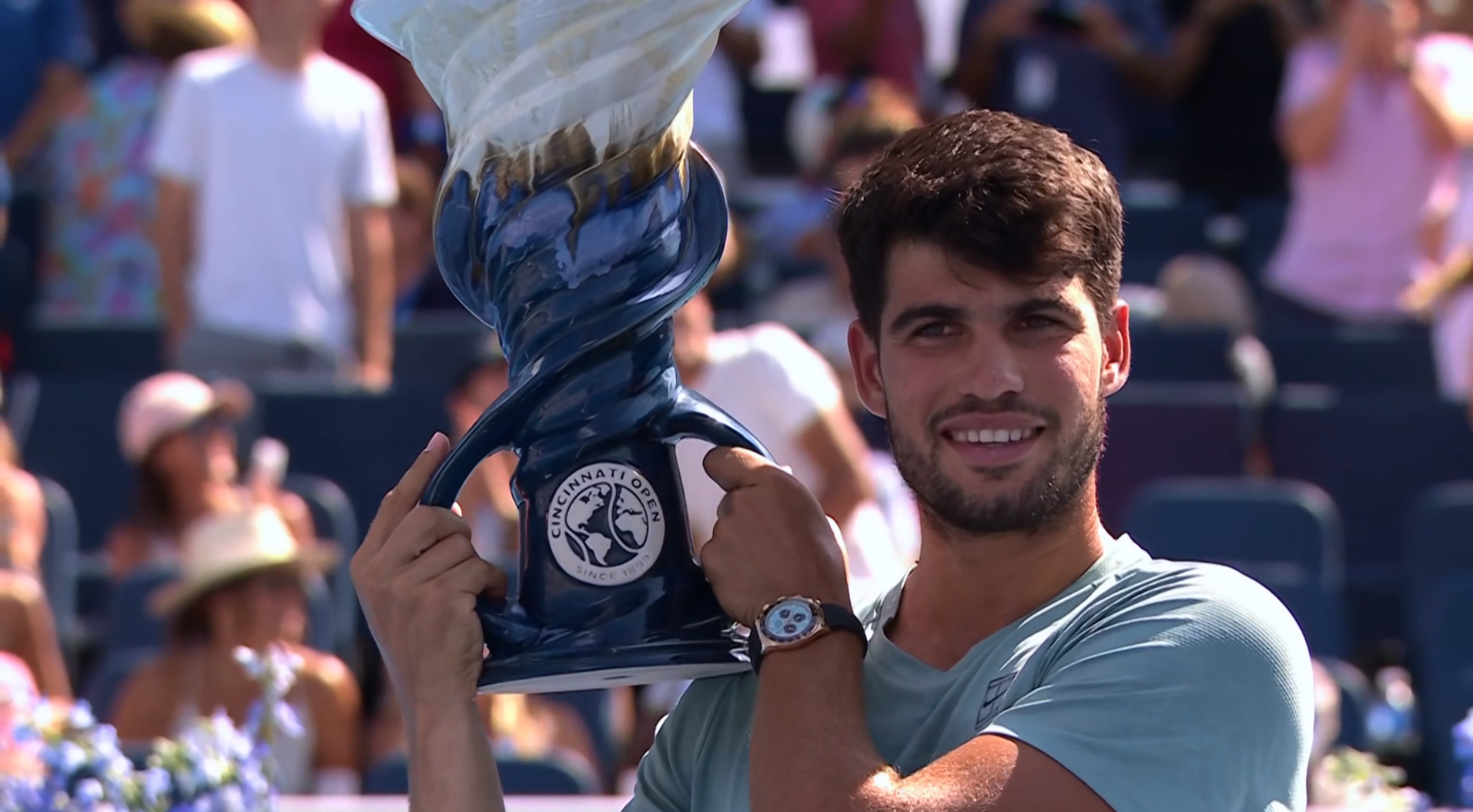 ATP总决赛横扫蒙特卡洛大师赛，阿尔卡拉斯扛起全队