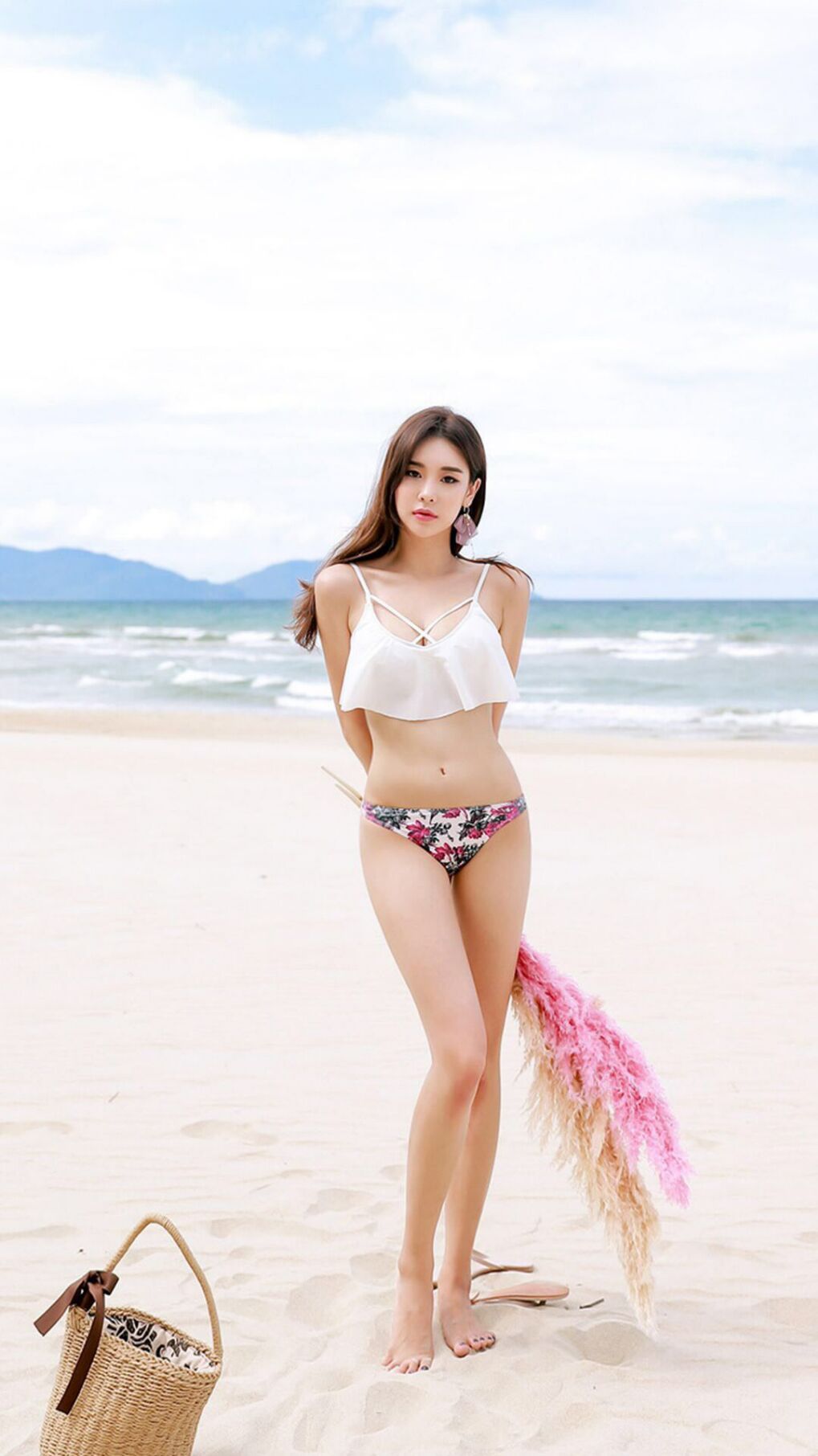 钢骨长城与黄金钥匙，森林狼正面击溃雄鹿，库里化身关键先生