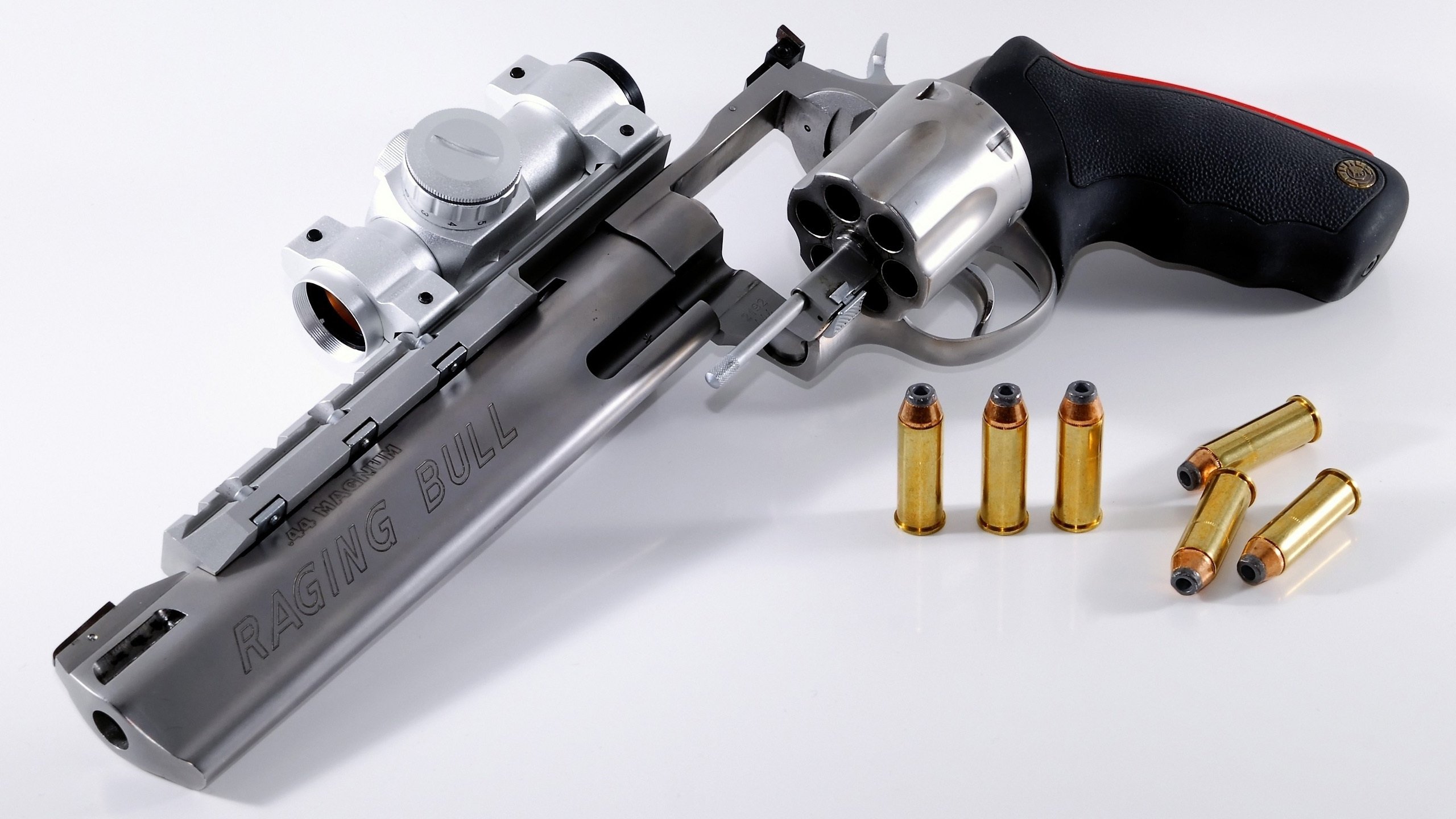 双线反杀！西北铁骑正面击溃十一冠王，足球场上的恩比德时刻同步上演