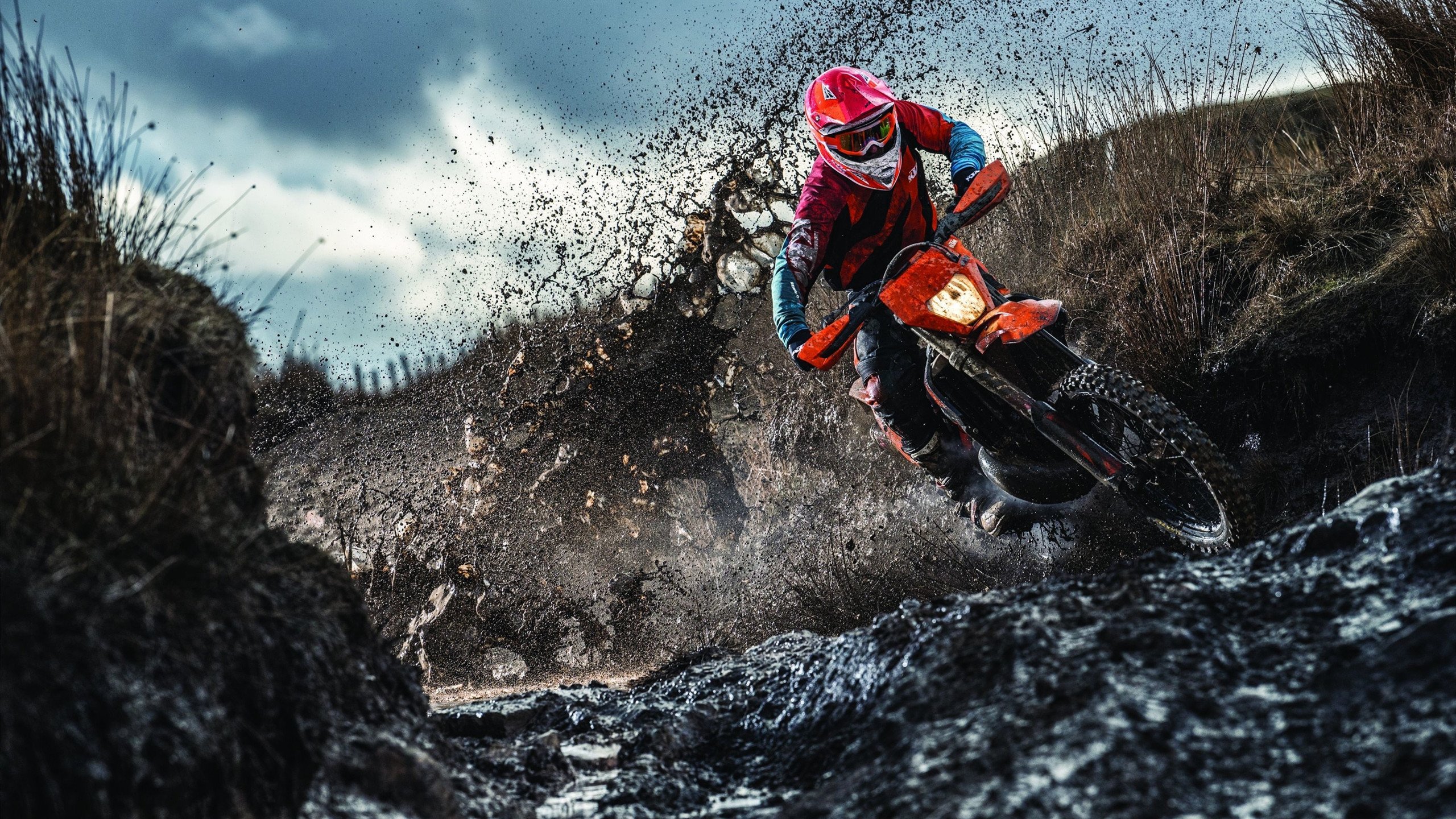 铁血与火焰，德里赫特的秩序捍卫与阿森纳的逆袭风暴—现代足球的两种胜利哲学