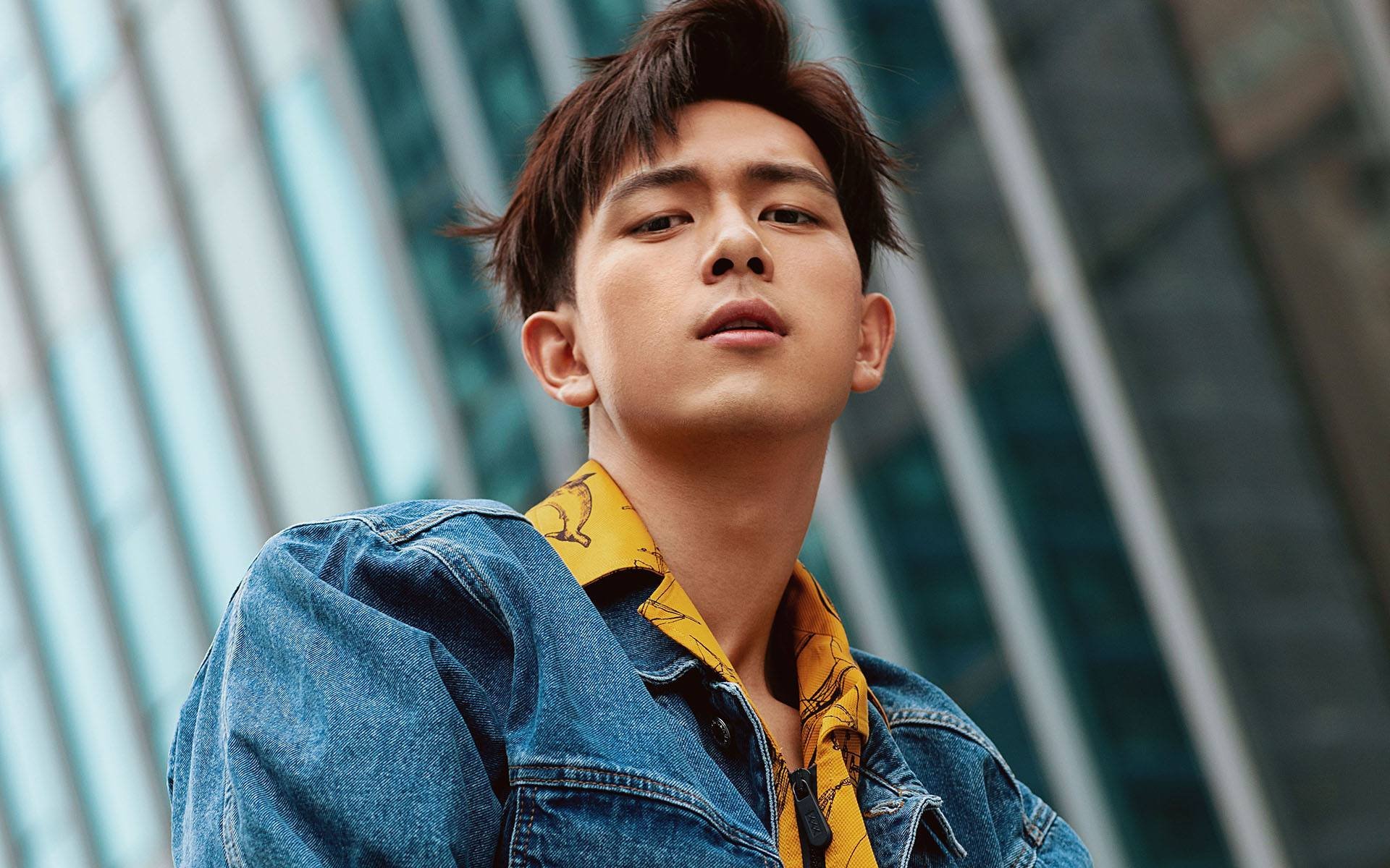 历史性的一夜，深圳队在魔术主场创造奇迹，布克用封喉三分书写新传奇